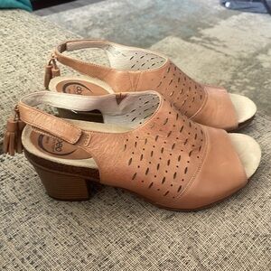 Abeo Berrie Tan Leather Heeled Slingback Sandals Size 10N